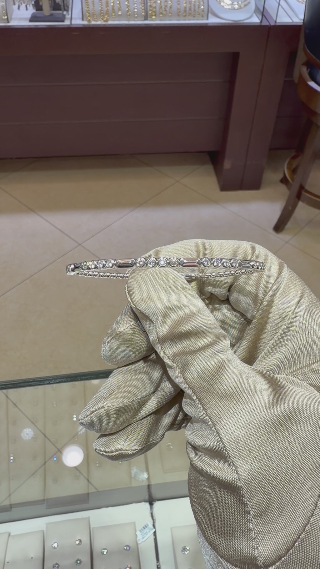 Diamond Flex Bangle - 20 Bezel Set Round 0.50ct